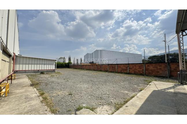 Lotes, Alquiler en Yumbo