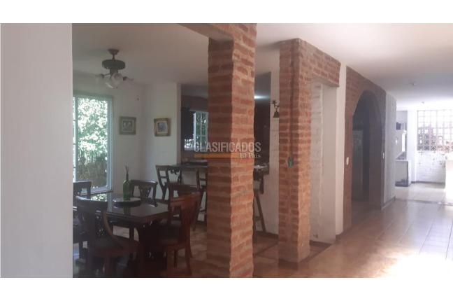 Casas, Venta, Meléndez - $1.400.000.000