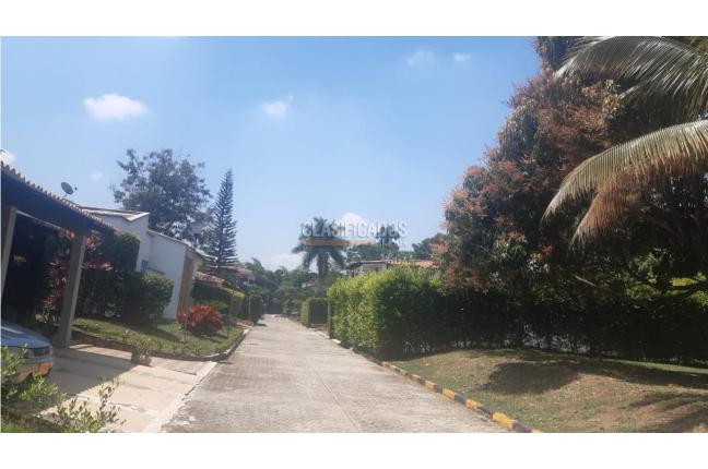 Casas, Venta, Meléndez - $1.400.000.000