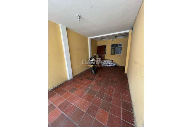 Casas, Venta, Bogotá - $650.000.000