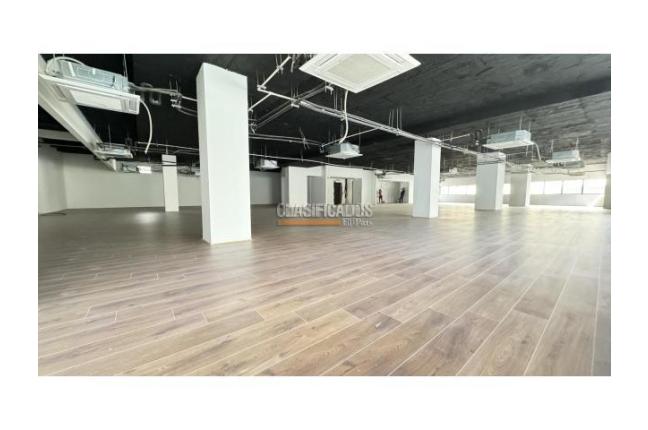 Edificios, Alquiler, La Merced - $730.000.000