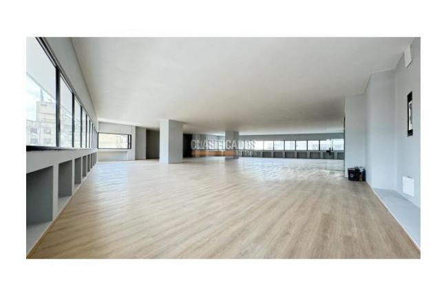 Edificios, Alquiler, La Merced - $730.000.000