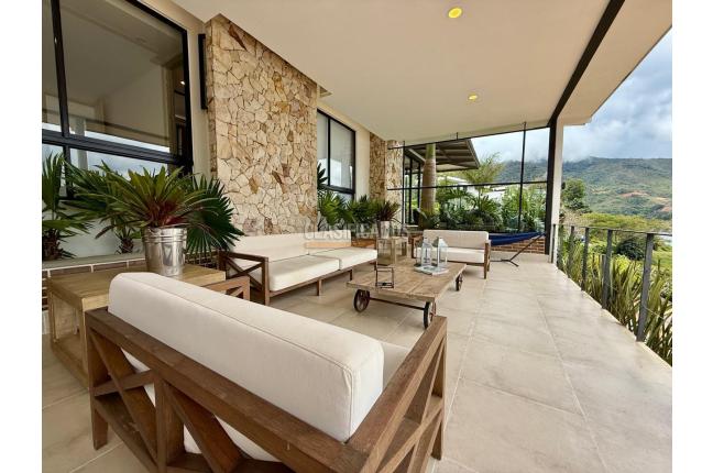 Fincas y Casas Campestres, Venta, Calima (Darién) - $3.950.000.000