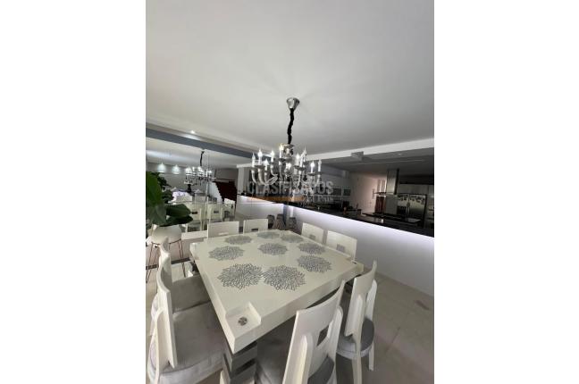 Casas, Venta en Ciudad Jardín