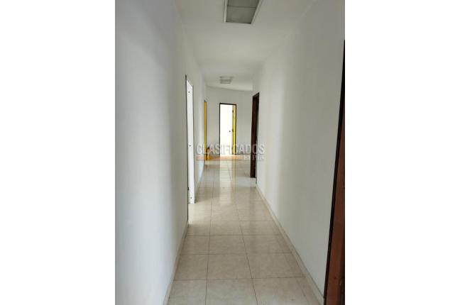 Oficinas y Consultorios, Alquiler, Pereira - $5.500.000