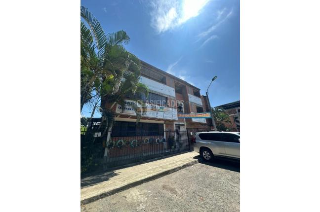 Edificios, Venta en Valle Grande