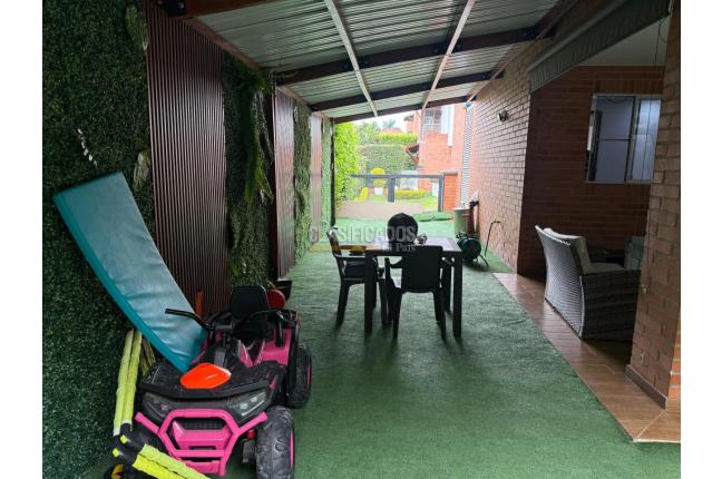 Casas, Venta, Ciudad Jardín - $980.000.000