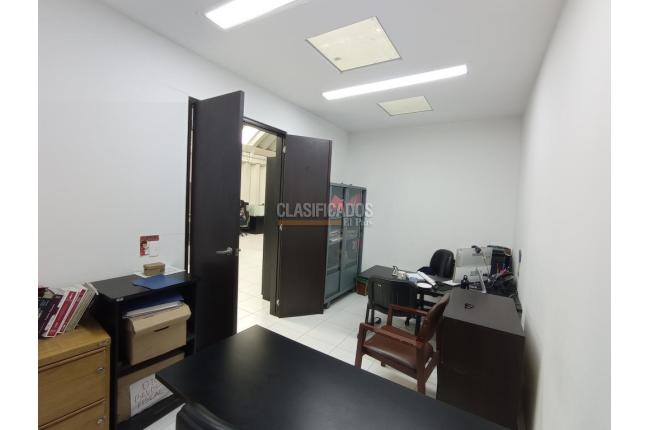 Locales y Bodegas, Venta, Bogotá - $2.400.000.000