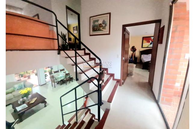 Casas, Venta, Cristales - $900.000.000