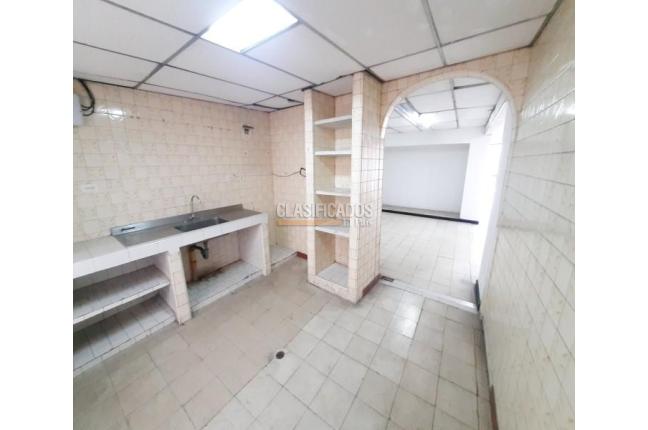 Locales y Bodegas, Alquiler, San Vicente - $2.500.000