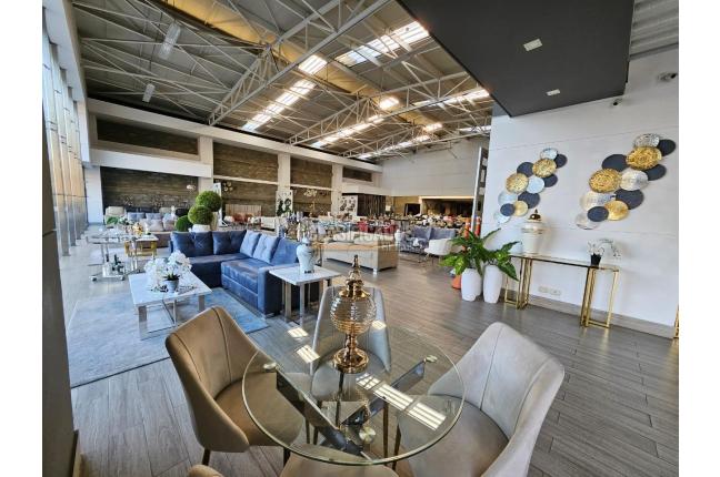 Locales y Bodegas, Alquiler en Cámbulos