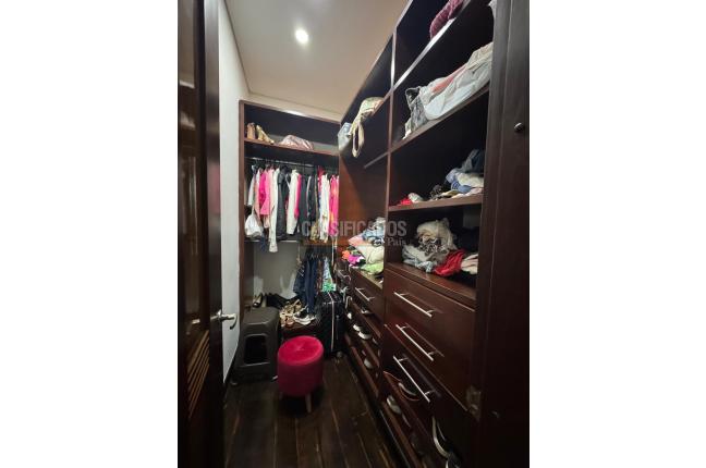 Apartamentos, Venta, Aguacatal - $1.650.000.000