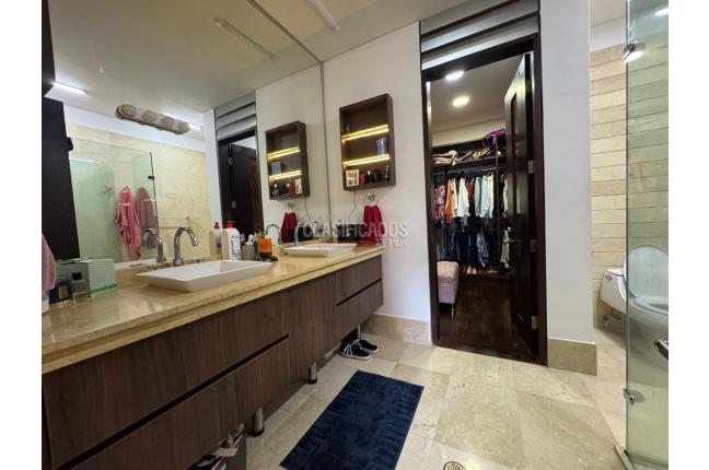 Apartamentos, Venta, Aguacatal - $1.650.000.000