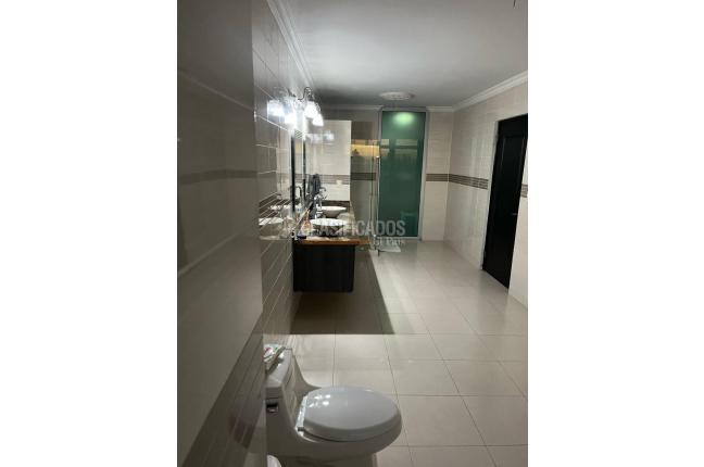 Apartamentos, Venta, Cristales - $1.791.000.000