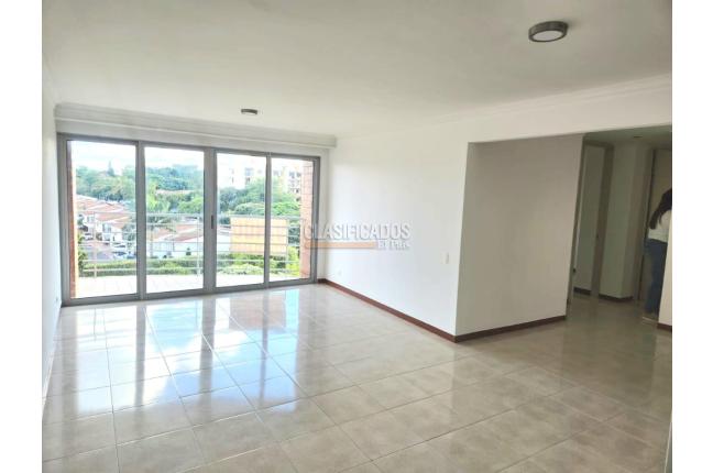 Apartamentos, Venta en Las Quintas de Don Simón