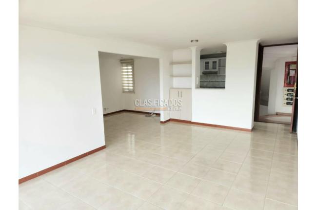 Apartamentos, Venta en Las Quintas de Don Simón