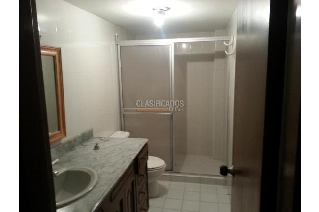 Casas, Venta, Prados del Norte - $1.350.000.000