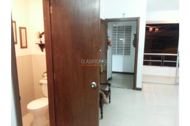 Casas, Venta, Prados del Norte - $1.350.000.000