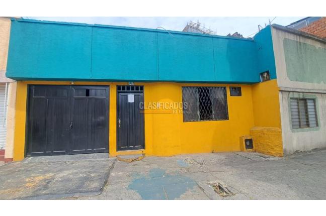 Casas, Alquiler, Alameda - $2.500.000