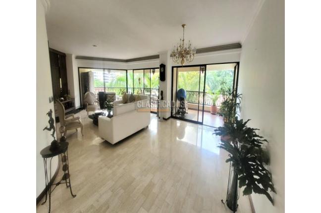 Apartamentos, Venta, Aguacatal - $1.000.000.000