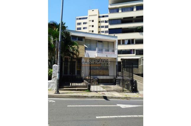 Edificios, Venta en Granada