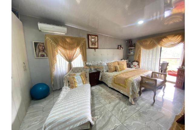 Casas, Venta, Cristo Rey - $1.300.000.000