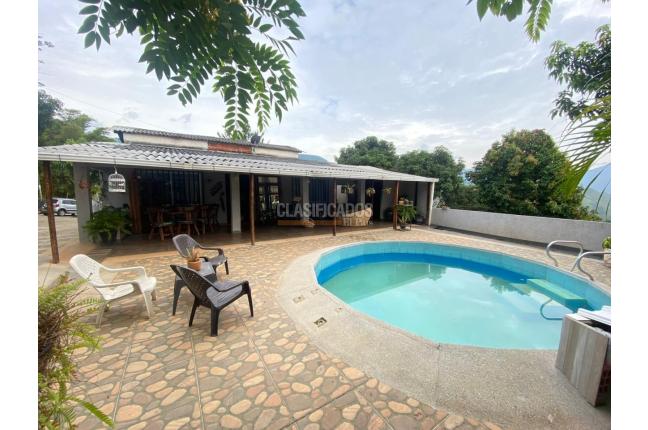 Casas, Venta, Cristo Rey - $1.300.000.000