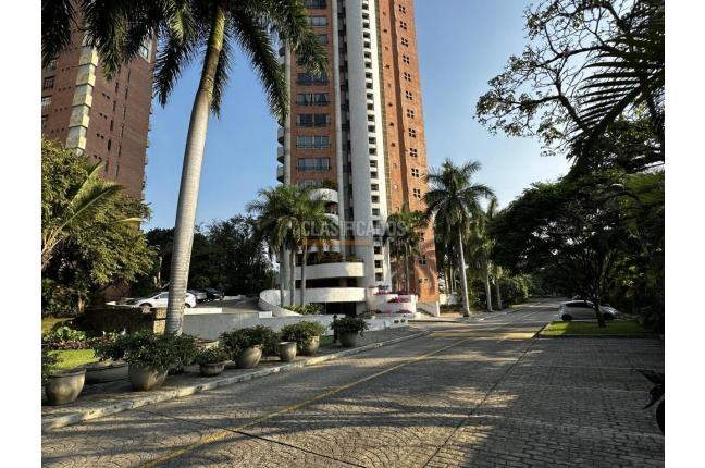 Apartamentos, Venta, Ciudad Jardín - $2.400.000.000