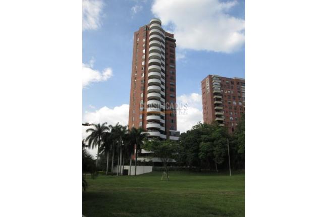 Apartamentos, Venta, Ciudad Jardín - $2.400.000.000