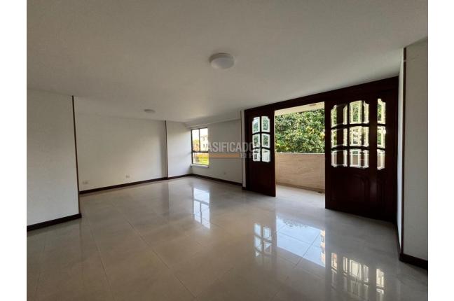 Apartamentos, Venta en Prados del Norte