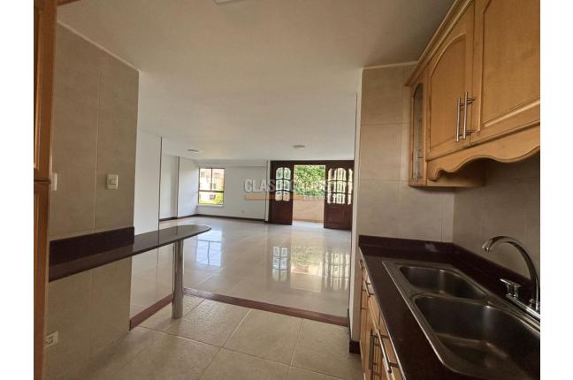 Apartamentos, Venta en Prados del Norte