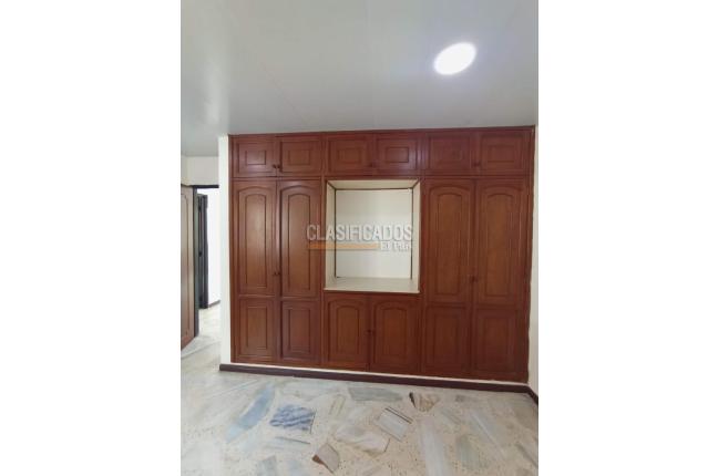 Apartamentos, Alquiler, Granada - $2.300.000