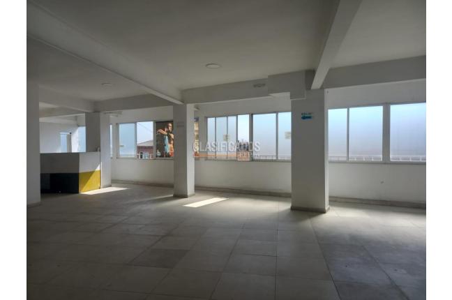 Locales y Bodegas, Alquiler en Nueva Floresta