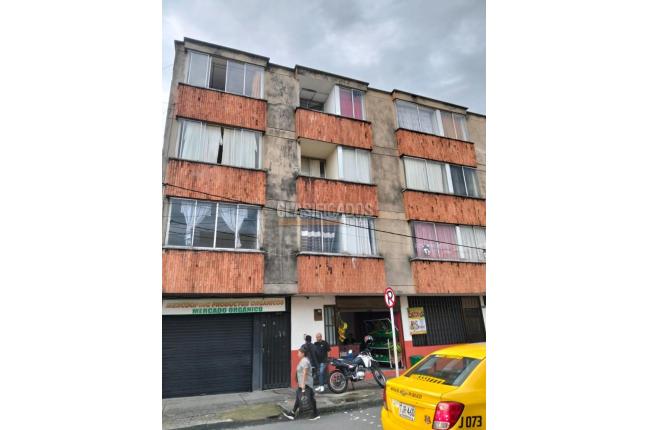 Apartamentos, Venta en Pereira