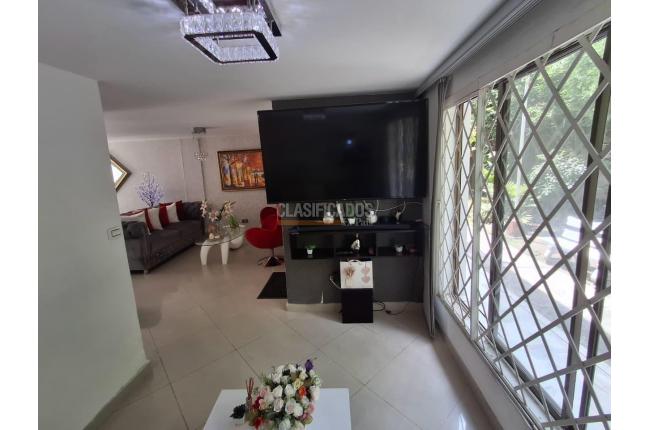 Casas, Venta en Santa Mónica Norte