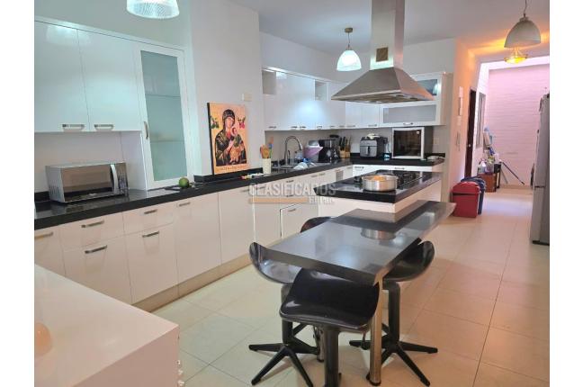 Casas, Venta, Ciudad Jardín - $1.300.000.000