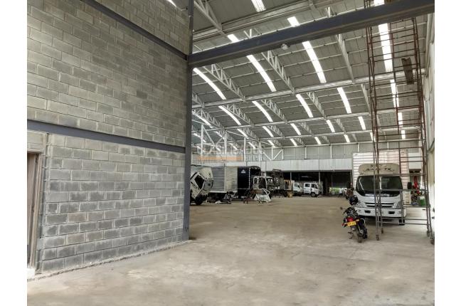 Locales y Bodegas, Alquiler, Acopi - $135.000.000