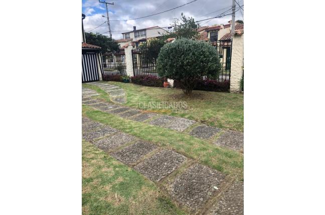Casas, Alquiler, Bogotá - $12.000.000