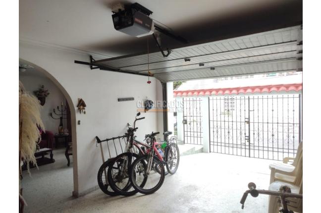 Casas, Venta, El Limonar - $730.000.000