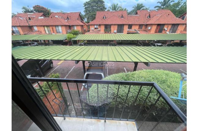 Casas, Venta en Ciudad Jardín