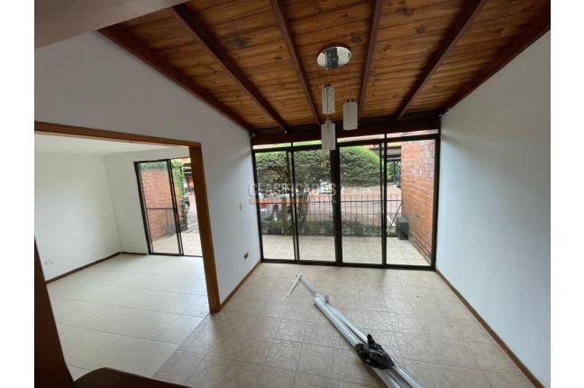 Casas, Venta en Ciudad Jardín