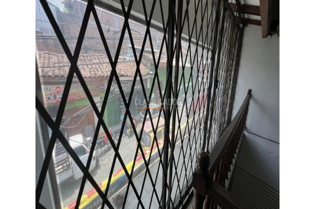 Locales y Bodegas, Alquiler, San Nicolás - $5.200.000