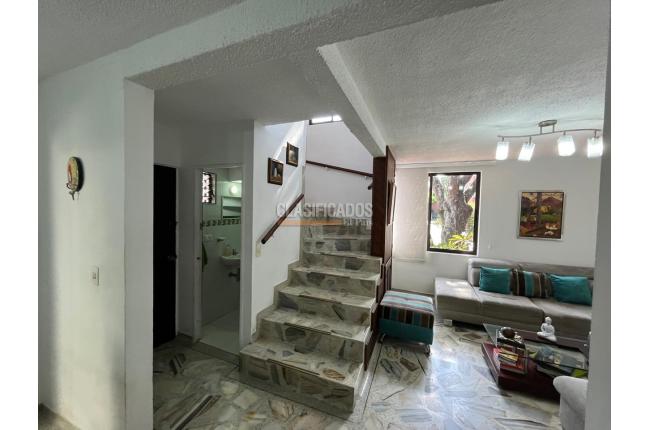 Casas, Venta en La Flora