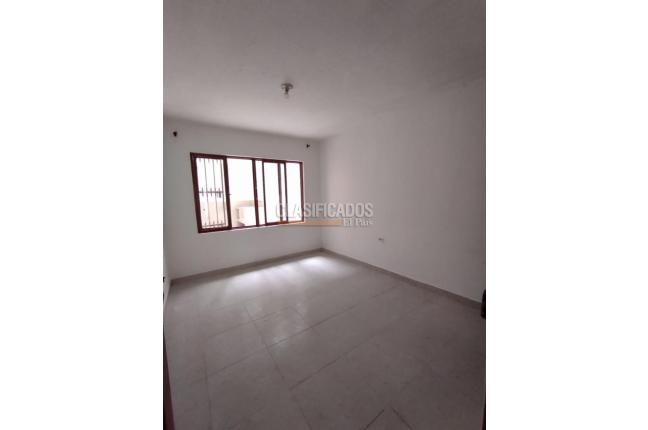 Apartamentos, Alquiler, 20 de Julio - $1.100.000