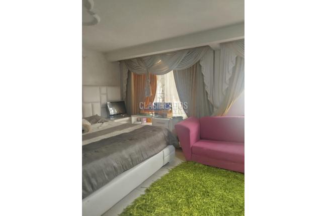 Casas, Venta, Caney - $750.000.000