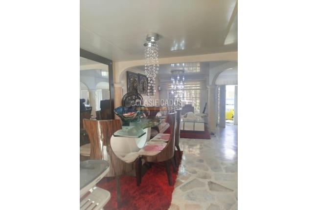 Casas, Venta, Caney - $750.000.000