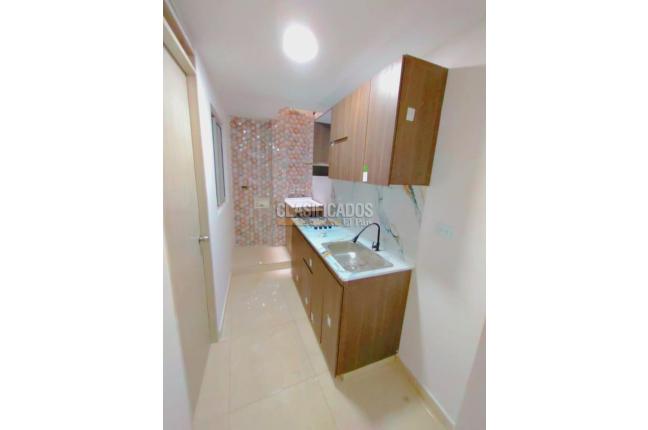 Apartamentos, Alquiler, Aranjuez - $950.000