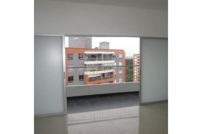 Apartamentos, Venta en Ciudad Jardín