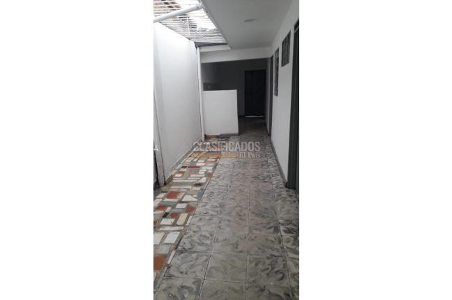 Casas, Venta, El Rodeo - $200.000.000