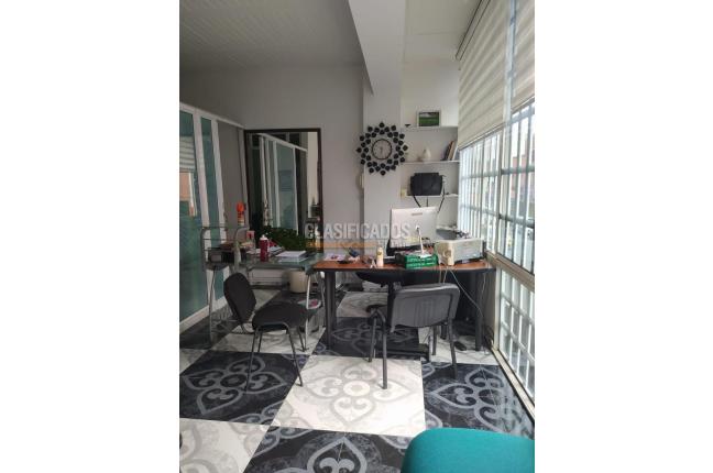 Locales y Bodegas, Venta, San Nicolás - $1.000.000.000